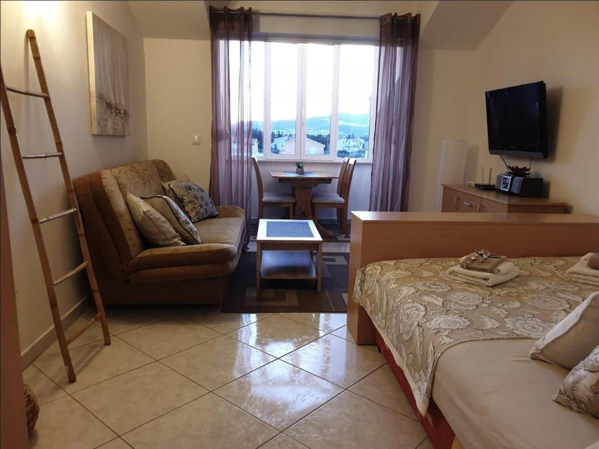 Apartment Eso คาชเตลา ภายนอก รูปภาพ